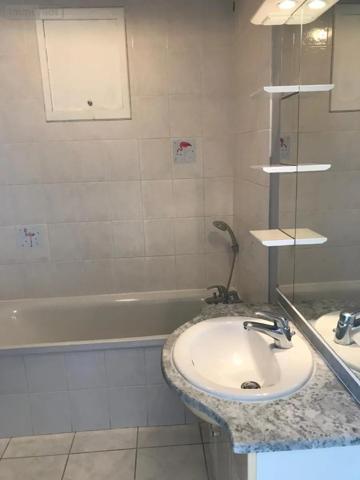 Location - Appartement Château-Renault 37110 2 pièces 41 m 2