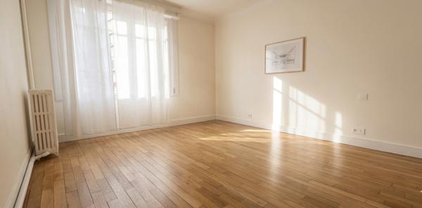 Appartement Loft 94m² Tours Centre 1er étage