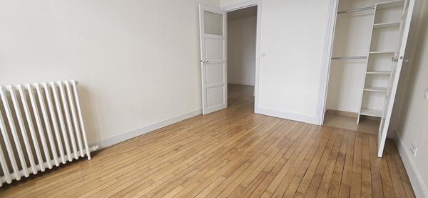 Appartement Loft 94m² Tours Centre 1er étage