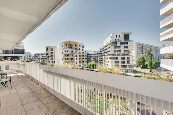 92230 - GENNEVILLIERS - RÉSIDENCE RÉCENTE AVEC SALLE DE SPORT - 4 PIÈCES - TERRASSE + BALCON - PARKING