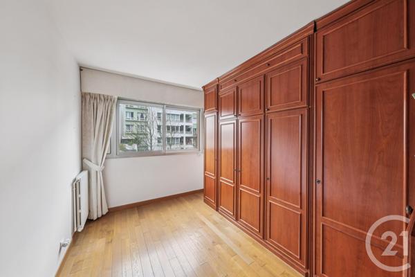 Appartement F3 à vendre  4 pièces - 78,49 m2 PARIS - 75019