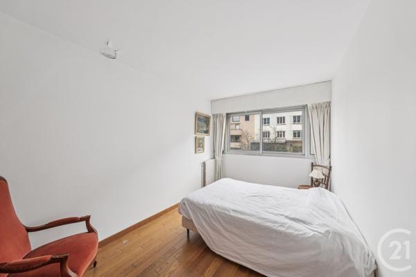 Appartement F3 à vendre  4 pièces - 78,49 m2 PARIS - 75019