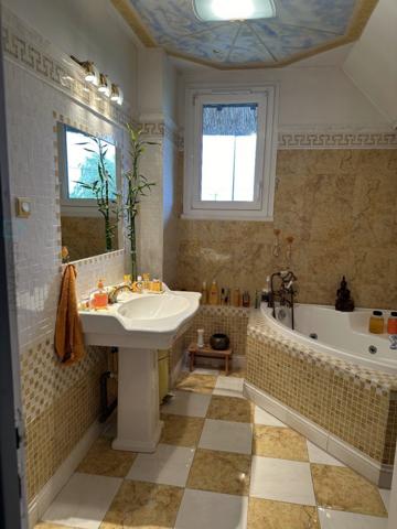 Belle propriété avec charmante maison normande à la campagne