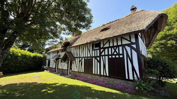 Belle propriété avec charmante maison normande à la campagne