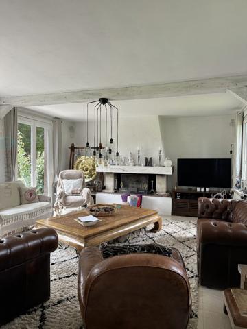 Belle propriété avec charmante maison normande à la campagne
