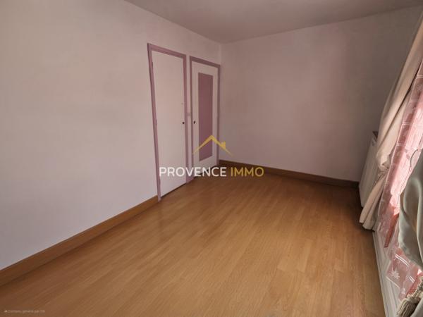 Digne-les-Bains (04000) À SAISIR – Charmant appartement T3 de 63 m² à Digne-les-Bains, proche centre-ville