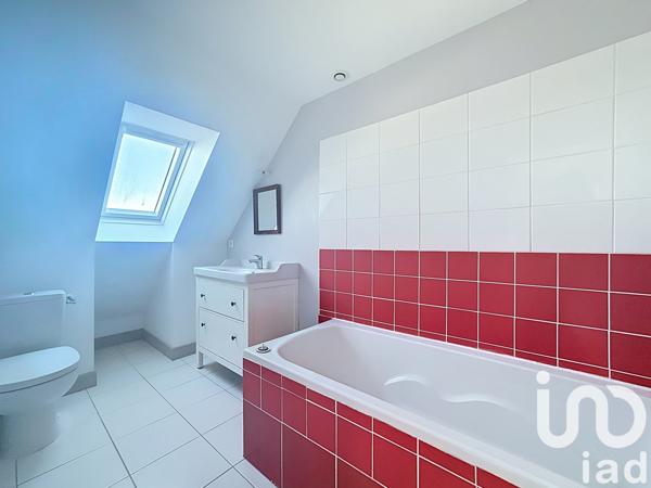 Location maison 7 pièces 134 m² Le Bono