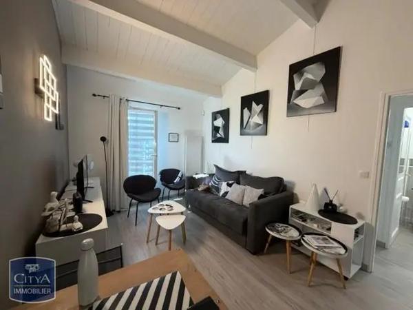 Appartement à louer 2 pièces 33.14m² Saint-Martin-de-Ré (17410)