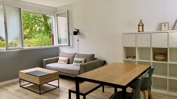 Location appartement Fontainebleau - 2 pièce(s) - 43 m² - 1 000 €/mois