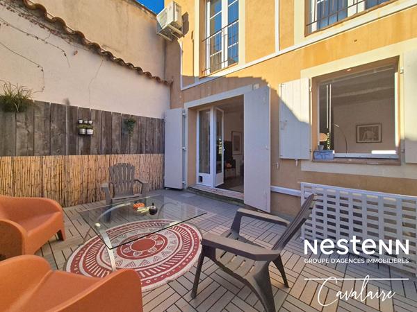 Maison de ville en centre-ville de Cogolin d'environ 131 m² sur 3 niveaux