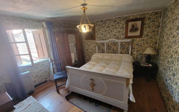 Maison à vendre    4 pièces •  Mosset