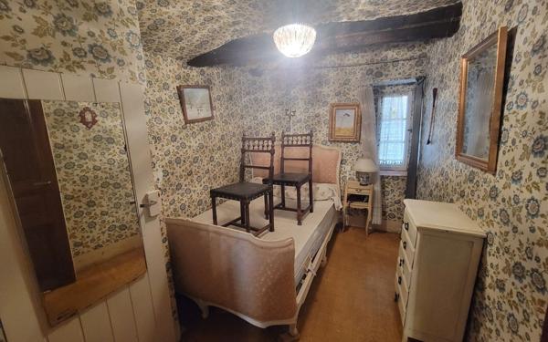 Maison à vendre    4 pièces •  Mosset