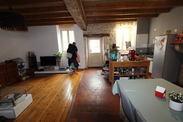 Dpt Côte d'Or (21), à vendre VENAREY LES LAUMES maison P 4 de 82 m²