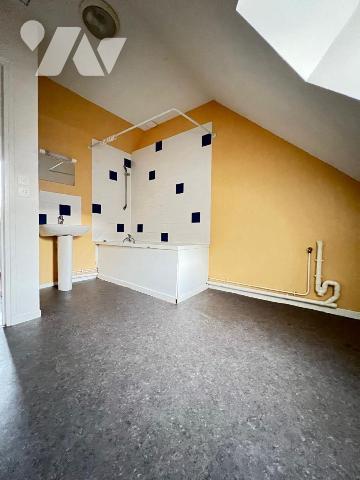 Appartement à Vendre à Gravelines (59820) en Nord (59)

Cet appartement en duplex dans une pe...