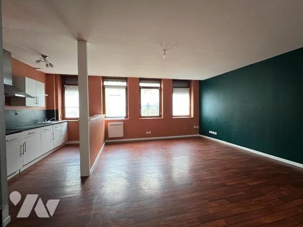 Appartement à Vendre à Gravelines (59820) en Nord (59)

Cet appartement en duplex dans une pe...