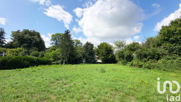 Land for sale 1 723 m² Saint-Vit
