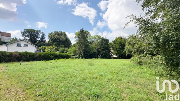 Land for sale 1 723 m² Saint-Vit