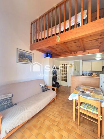 A RENOVER MAZET 2 pièces de 35m2 avec terrasse,  jardinet et parking dans un quartier résidentiel au calme, vue dégagée, proche plages et commerces à Bormes les mimosas