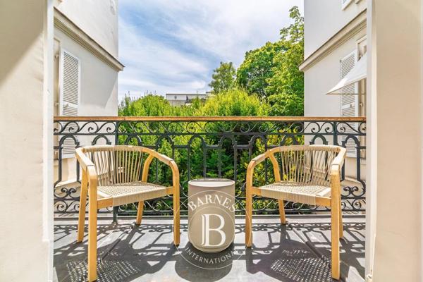 Paris 8ème, Appartement 4 Chambres -  214 m² à vendre