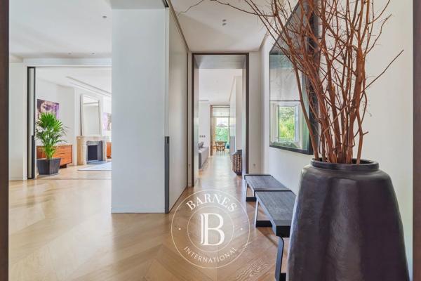 Paris 8ème, Appartement 4 Chambres -  214 m² à vendre