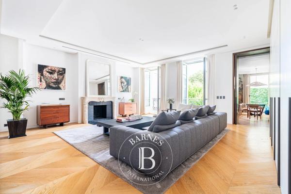 Paris 8ème, Appartement 4 Chambres -  214 m² à vendre