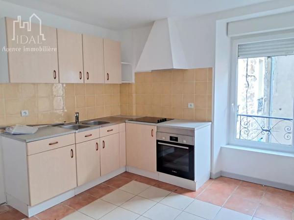 Location                                                      Appartement
                        
                     3 pièces                      64 m2                     à Sévérac-d'Aveyron