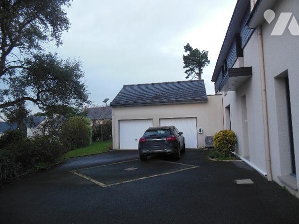 A ST BRIAC s/MER, belle maison de 192m² (5 ch) près mer et golf, sur terrain (860 m²) avec piscine.