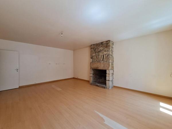 Grand appartement Port Louis 2 pièce(s) 64 m2