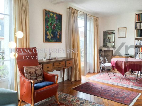 Paris 16e – Auteuil | Appartement de caractère avec balcon filant, étage élevé et ascenseur