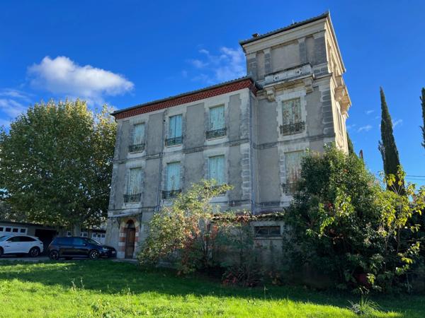Dpt Gard (30), à vendre ALES maison P11 de 368 m² - Terrain de 2 030,00 m²