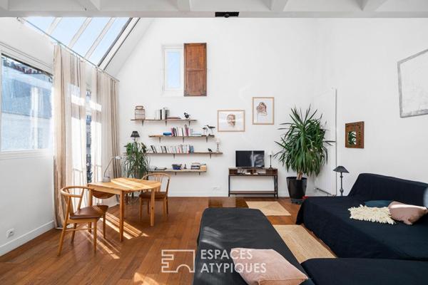 Atelier d’artiste en dernier étage et bureau indépendant