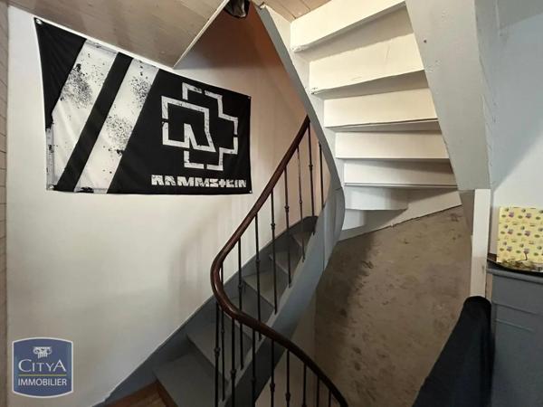 Immeuble à vendre 215m²