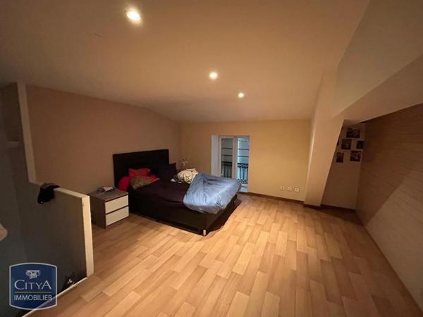 Immeuble à vendre 215m²