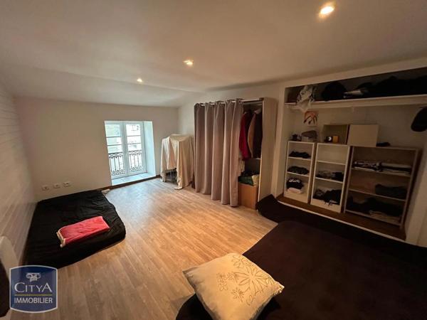 Immeuble à vendre 215m²