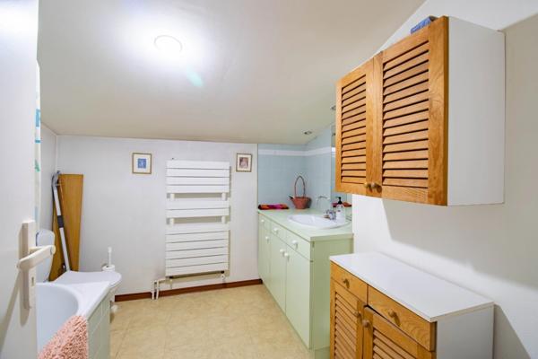 🏡 RARE sur Mazamet 81 – Maison de charme avec jardin arboré, garage & chambres XXL !