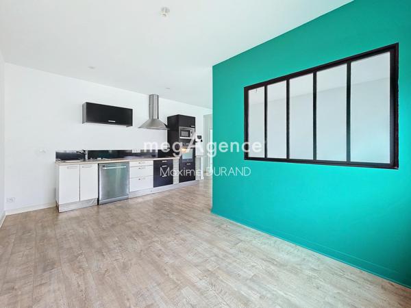 Immeuble à BEAUPREAU-EN-MAUGES, 49600 - 134m²