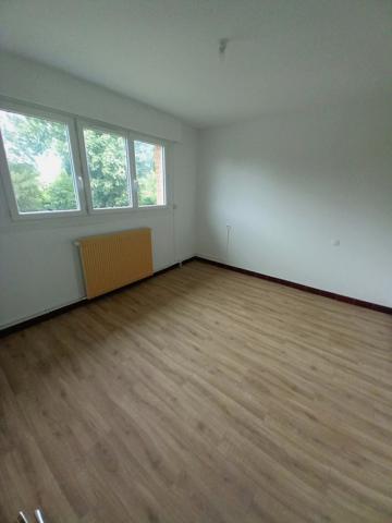 Maison
                                                                                                                                                                                                                                                                                                                        5 pièce(s)                                                                                                                                                                                                          4 chambre(s)                                                                                                                                                                                                          111  m²