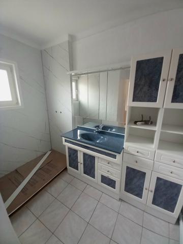 Maison
                                                                                                                                                                                                                                                                                                                        5 pièce(s)                                                                                                                                                                                                          4 chambre(s)                                                                                                                                                                                                          111  m²