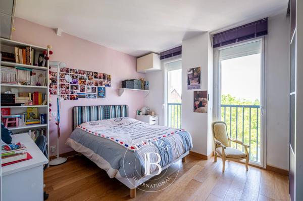 Rueil-Malmaison, Maison 3 Chambres -  150 m² à vendre