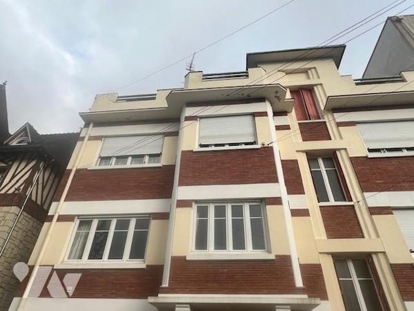 LISIEUX Appartement de 110 m² avec garage , cave et jardin