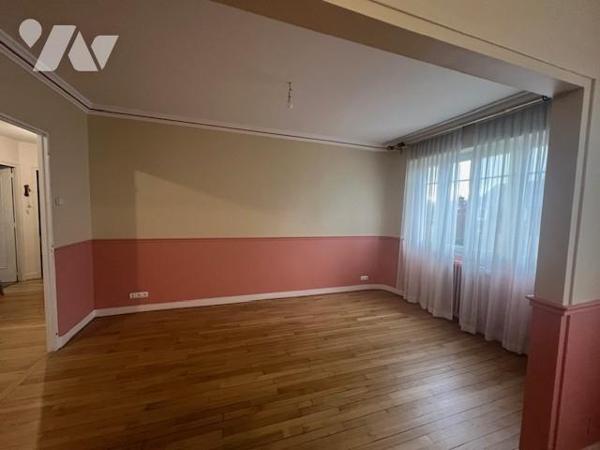 LISIEUX Appartement de 110 m² avec garage , cave et jardin