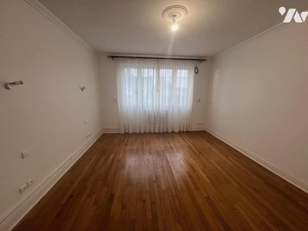 LISIEUX Appartement de 110 m² avec garage , cave et jardin