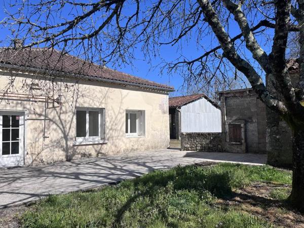 Maison à vendre |  Montmoreau-Saint-Cybard |  6 pièces | 112 m²