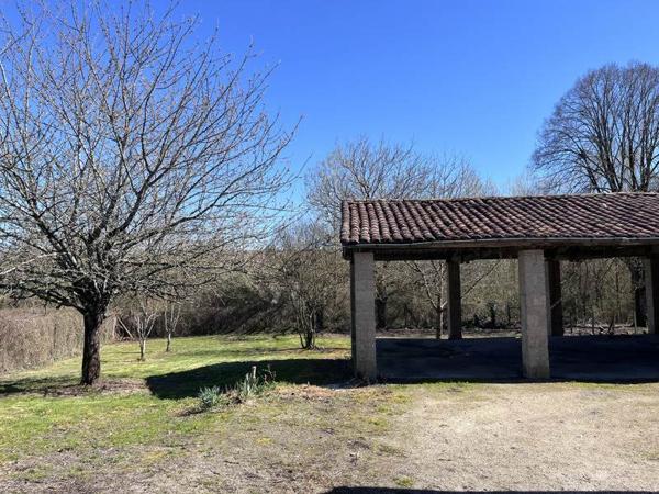 Maison à vendre |  Montmoreau-Saint-Cybard |  6 pièces | 112 m²