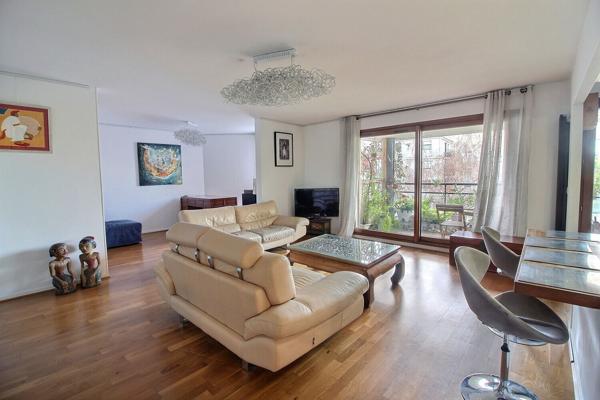 Appartement Suresnes 5 pièces 114 m² + terrasse 8 m² + cave