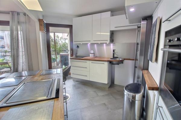 Appartement Suresnes 5 pièces 114 m² + terrasse 8 m² + cave