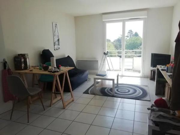 Appartement à louer 2 pièces 43.3m² Marmande (47200)