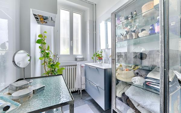 Appartement à vendre    4 pièces • 86,35 m2 Châtenay-Malabry