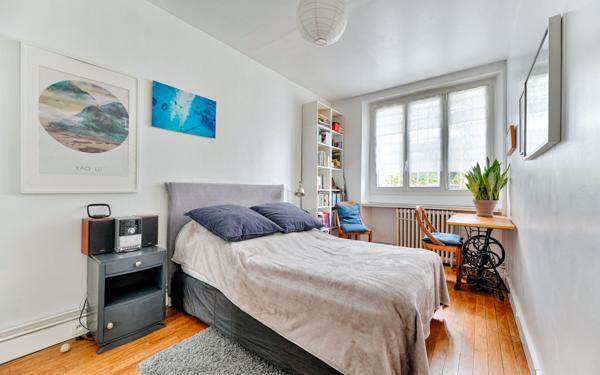 Appartement à vendre    4 pièces • 86,35 m2 Châtenay-Malabry