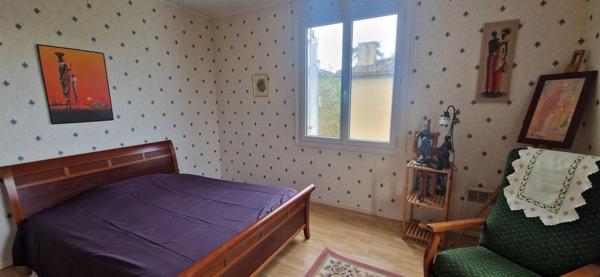 Maison à vendre 6 pièces de 135m² + studio 65m²(32)